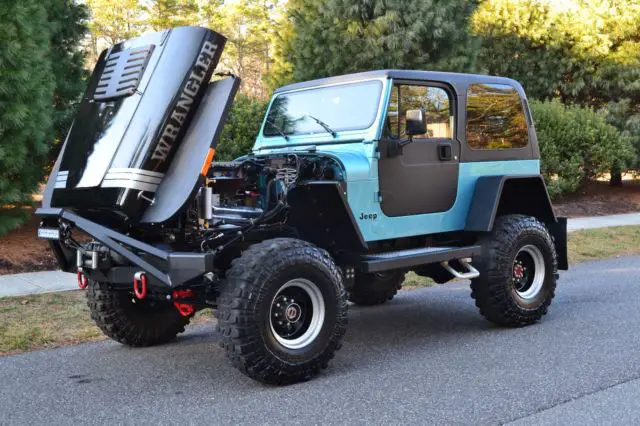 ** Meticulously Modified Classic 1990 Jeep Wrangler YJ V8 ...