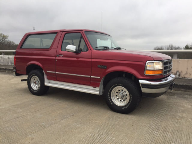 1994 Ford Bronco 4x4 5.8L V8 1 Owner 615-300-6004 BFGs Removable To