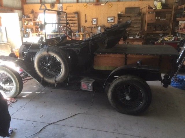 1915 Ford Model T ROADSTER