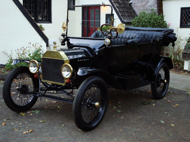 1915 Ford Model T TOURING
