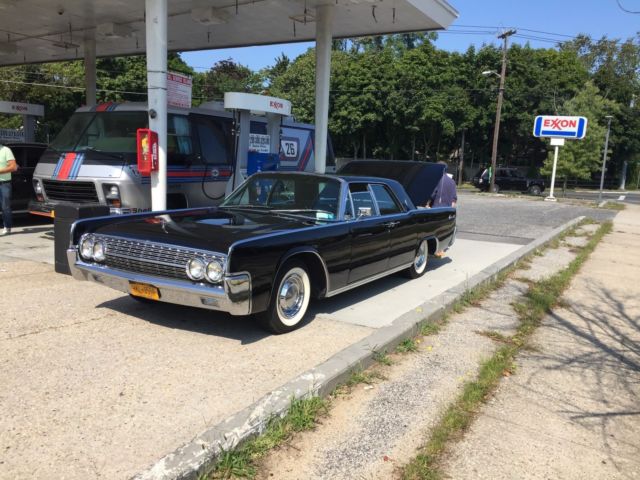 1962 Ford Lincoln Continental Black