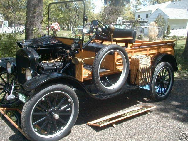 1921 Ford Model T Express Wagon
