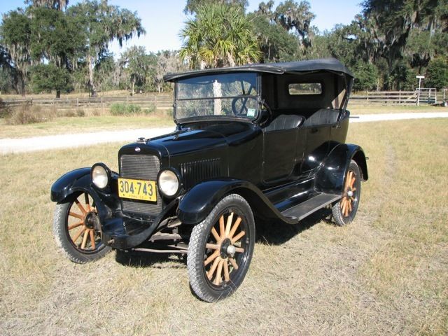 1921 Willys Touring Car