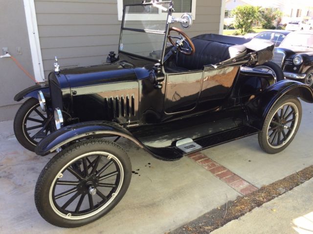 1923 Ford Model T Deluxe with Chrome