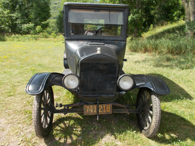 1924 Ford Model T Tudor
