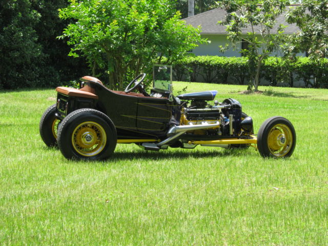 1924 Ford Model T roadster
