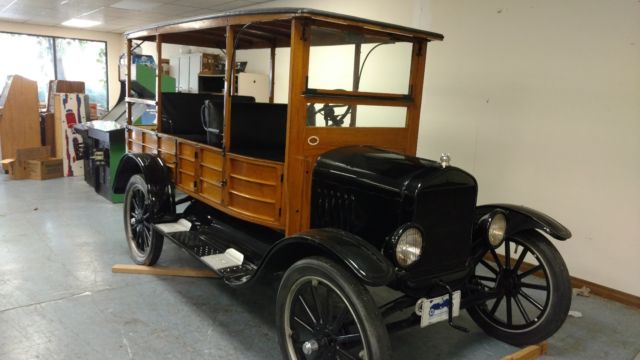 1924 Ford Model T 4 DR