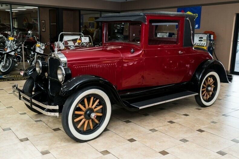 1926 Oldsmobile Model 30-D Coupe
