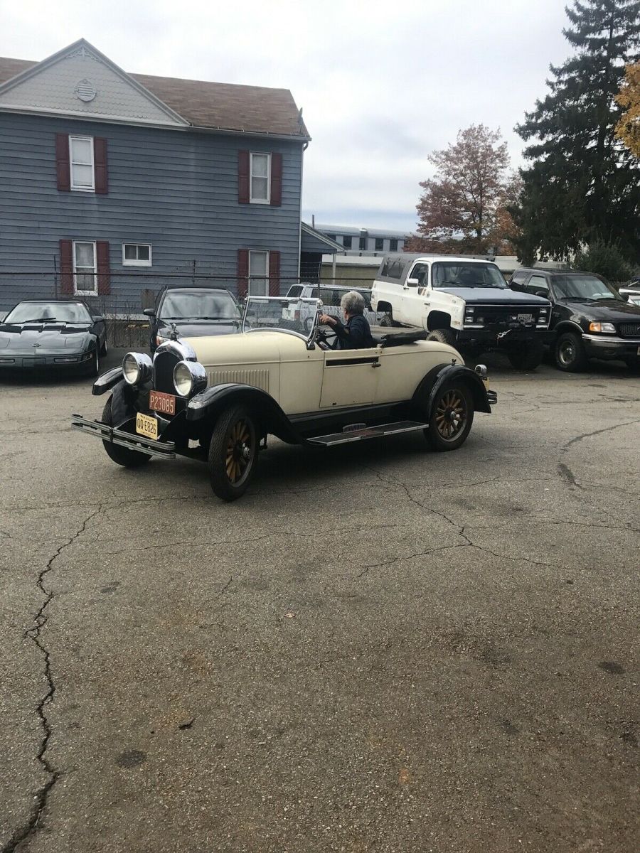 1927 Chrysler Royal Standard