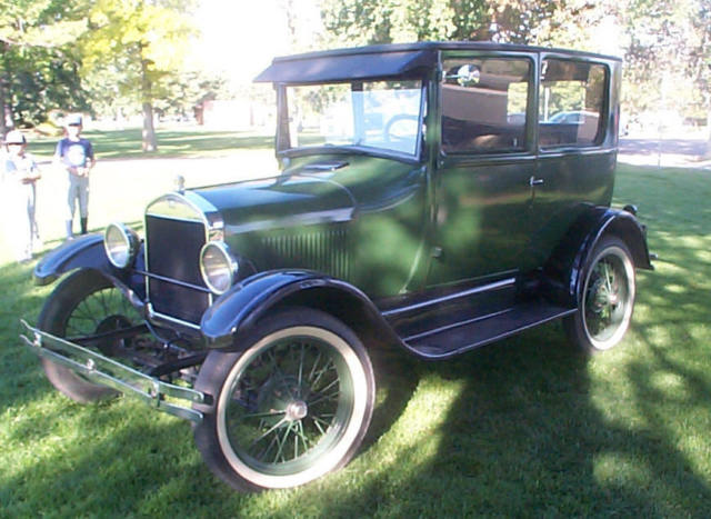 1927 Ford Model T Tudor Sedan