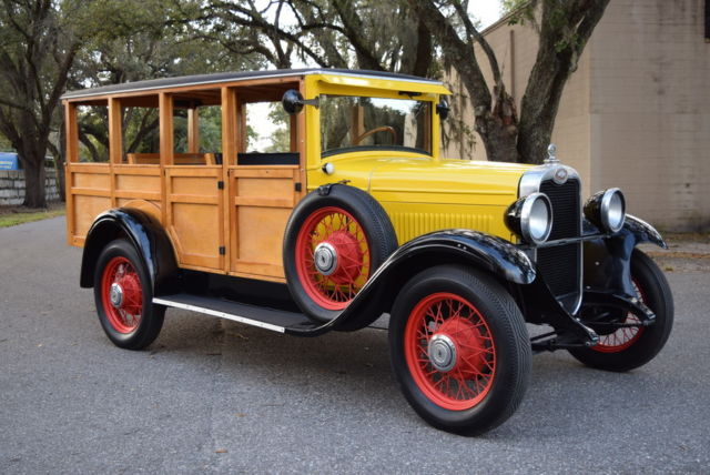 1928 Chevrolet Woody wagon