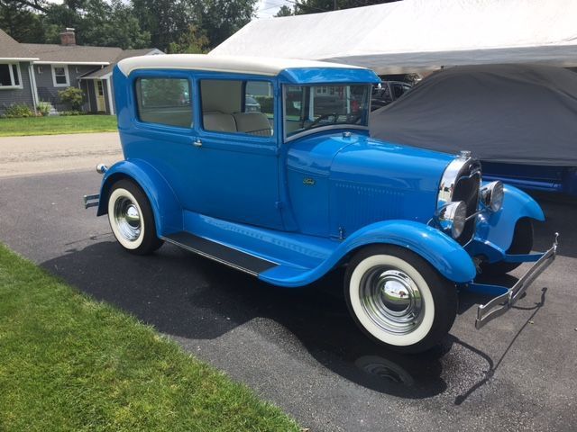 1928 Ford Model A white