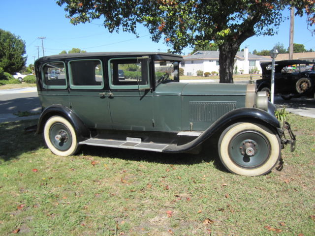 1928 Packard 4 Door Sedan