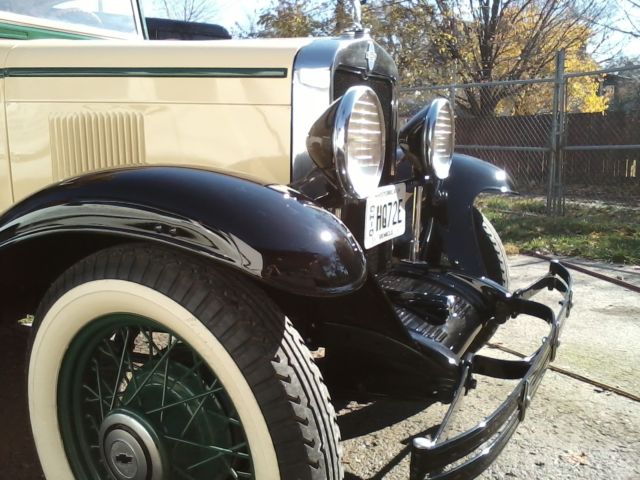 1929 Chevrolet Roadster brown