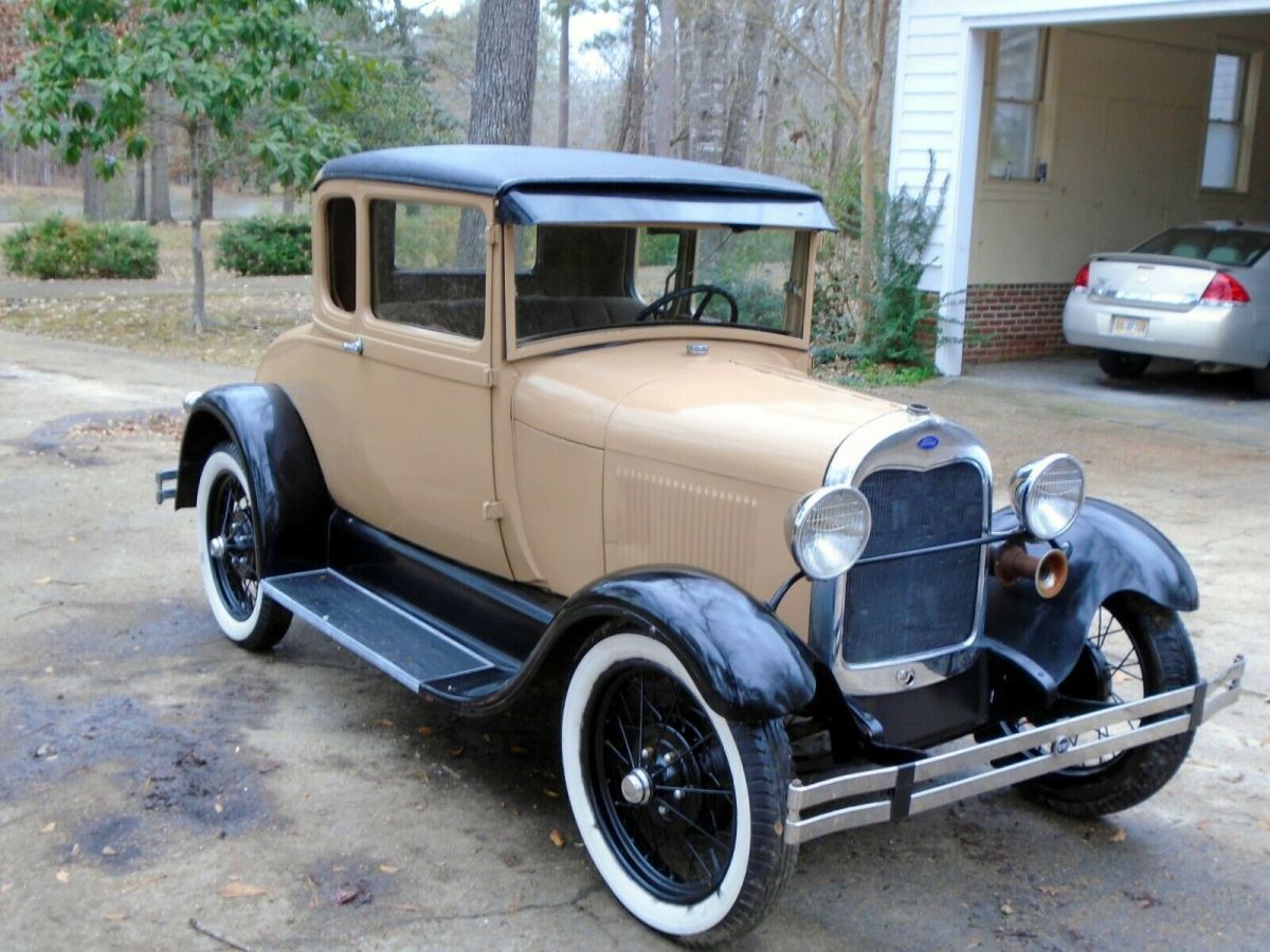 1929 Ford Model A business coupe