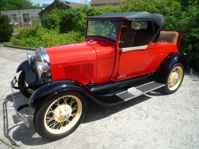 1929 Ford Model A Tan vinyl