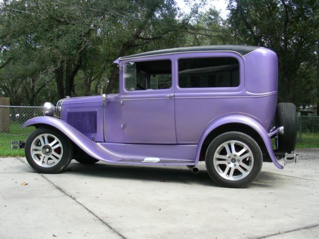 1930 Ford Crown Victoria