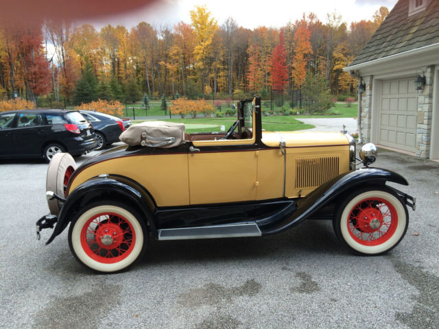 1930 Ford Model A cabrolet