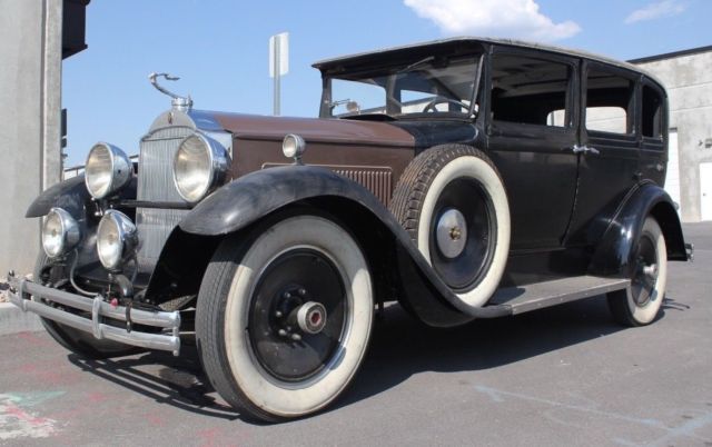 1930 Packard Model 726 Sedan