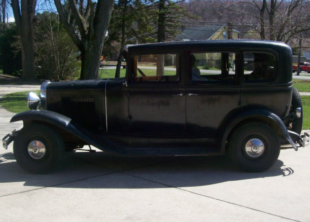 1931 Chevrolet sedan