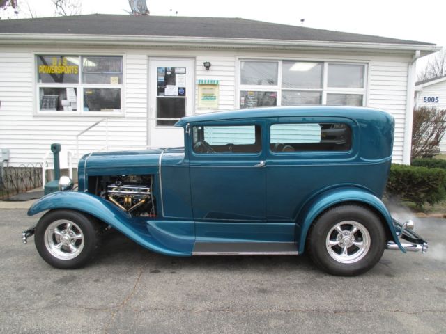 1931 Ford Model A tan