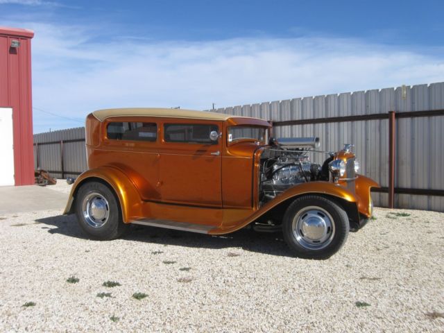 1931 Ford Model A 2-door sedan
