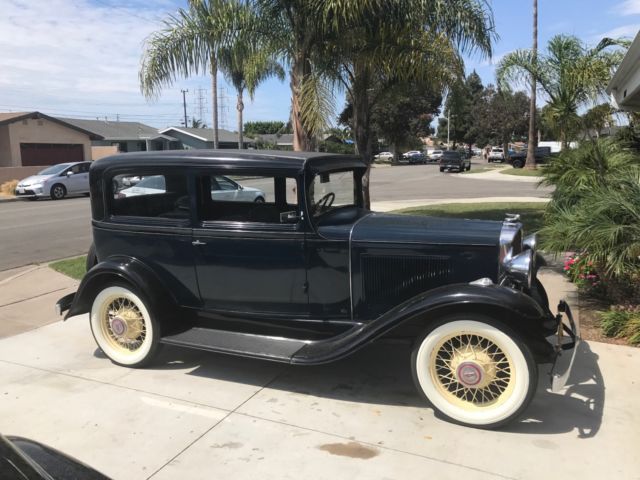 1931 Pontiac 2 Door Sedan