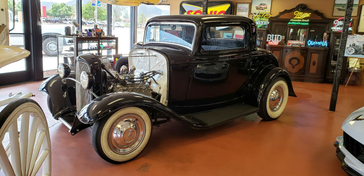 1932 Ford 3 WINDOW DELUXE COUPE DELUXE