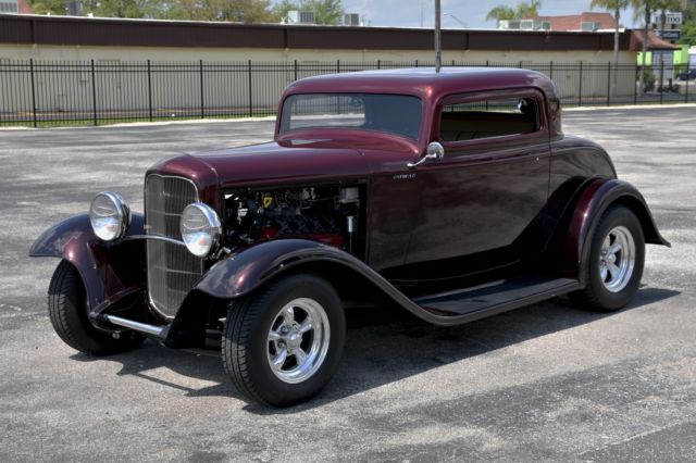 1932 Ford 3 WINDOW COUPE