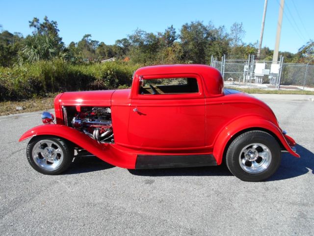 1932 Ford Coupe 3 Window Coupe,Red.383 Crate Motor