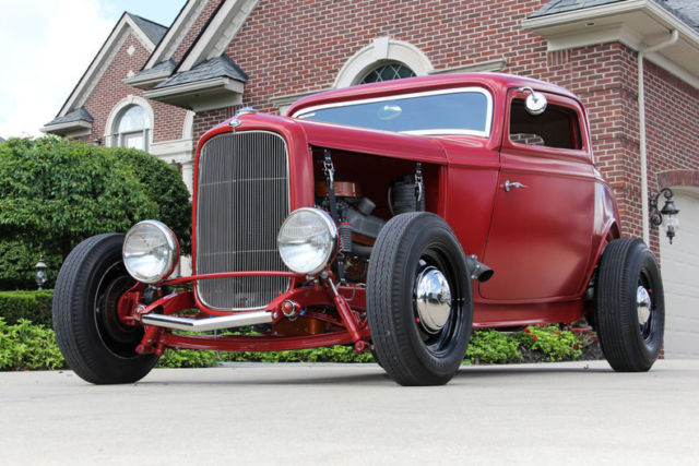 1932 Ford Model A THREE WINDOW COUPE