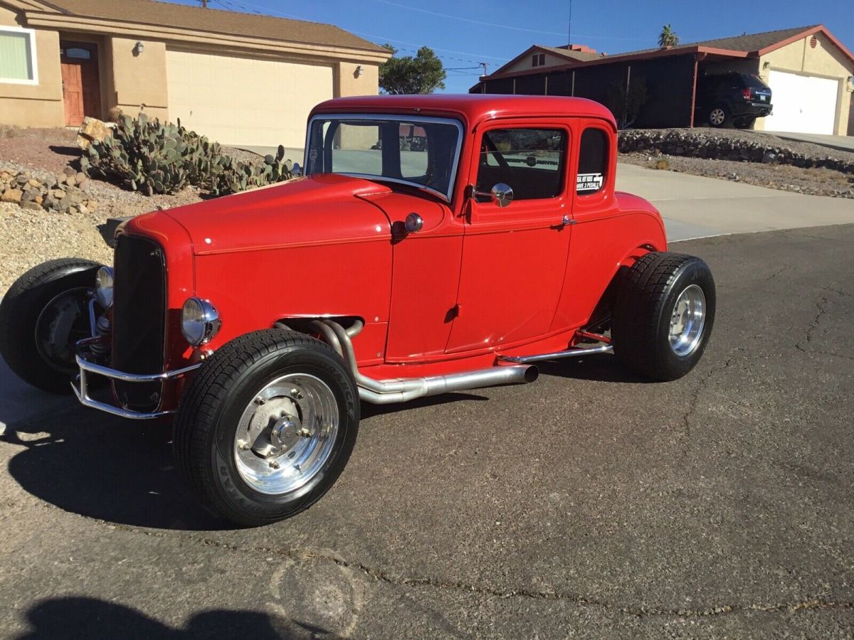 1932 Ford 5 window coupe sprint car style
