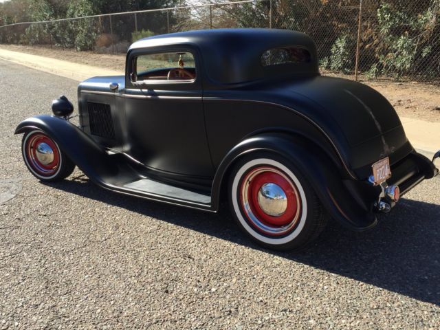 1932 Ford Coupe 3 Window Hot Rod