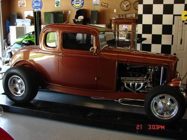 1932 Ford Coupe Model b