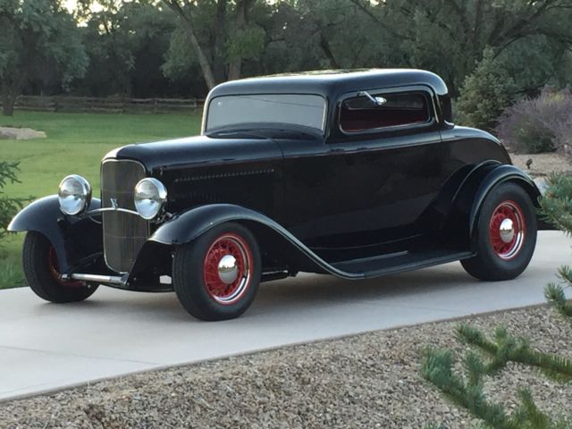 1932 Ford 3 WINDOW COUPE 32 FORD