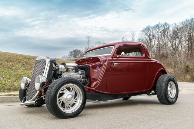 1933 Ford 3-Window Coupe
