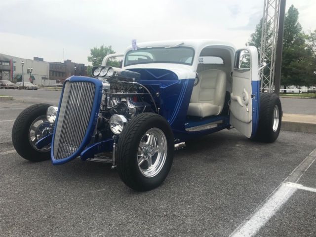 1933 Ford 40