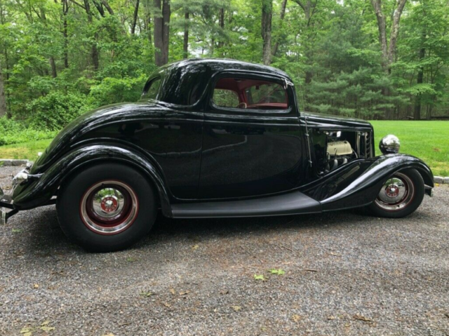 1933 Ford Club