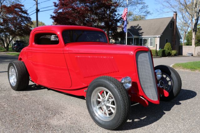 1933 Ford Coupe Outlaw Body and Chassis