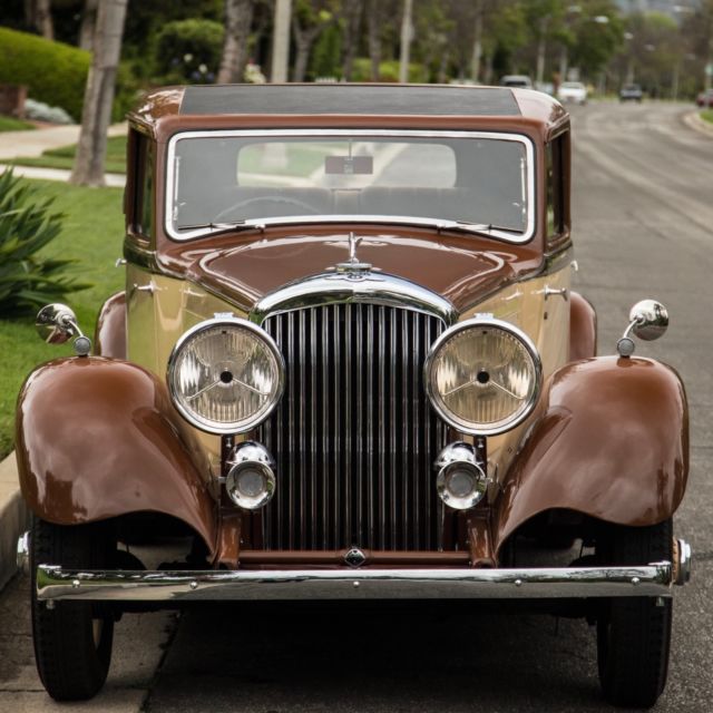 1934 Bentley 3 1/2 Litre Sedan