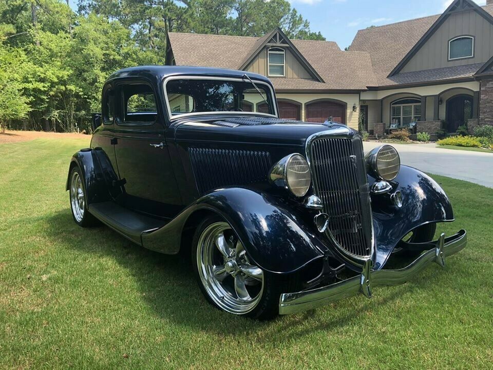 1934 Ford 5 WINDOW COUPE