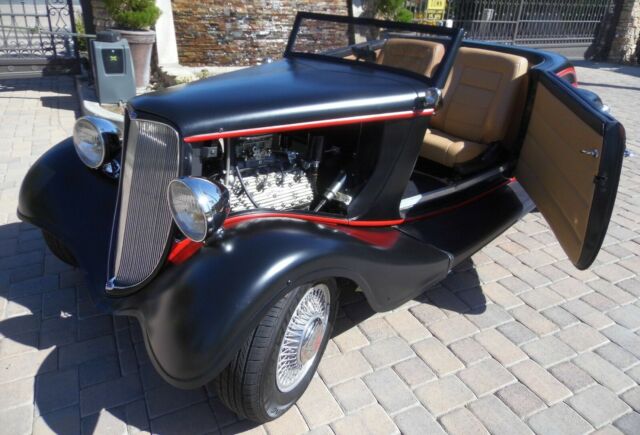 1934 Ford Convertible Cabriolet