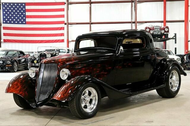 1934 Ford Hot Rod --