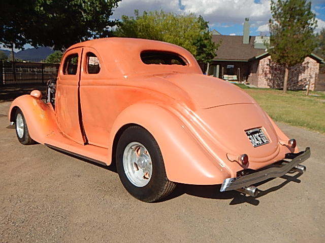 1935 Ford 5 WINDOW COUPE HOT ROD