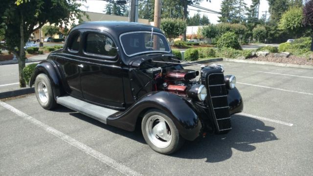 1935 Ford coupe coupe