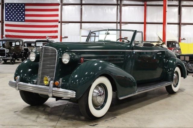 1936 Cadillac Fleetwood --
