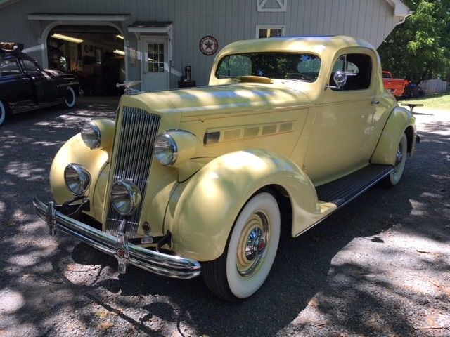 1936 Packard 200