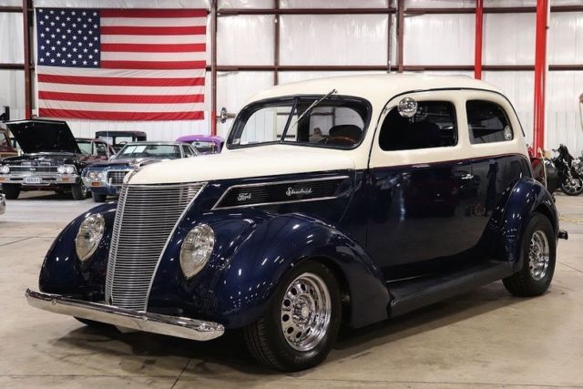 1937 Ford Coupe --