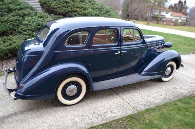 1937 Nash Lafayette