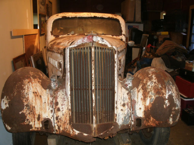 1937 Packard Packard COUPE